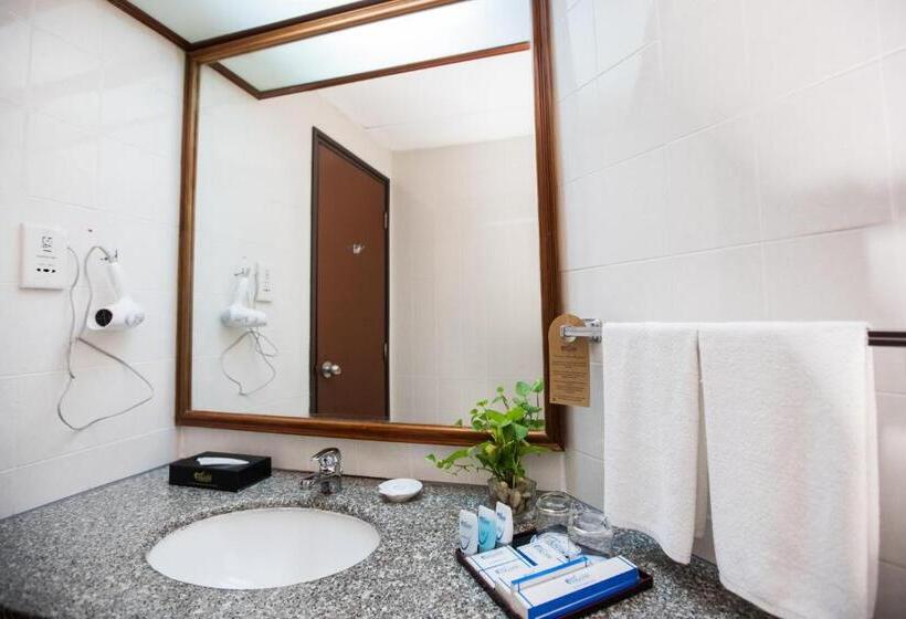 شقة ديلوكس غرفة واحدة, Rainbow Paradise Beach Resort