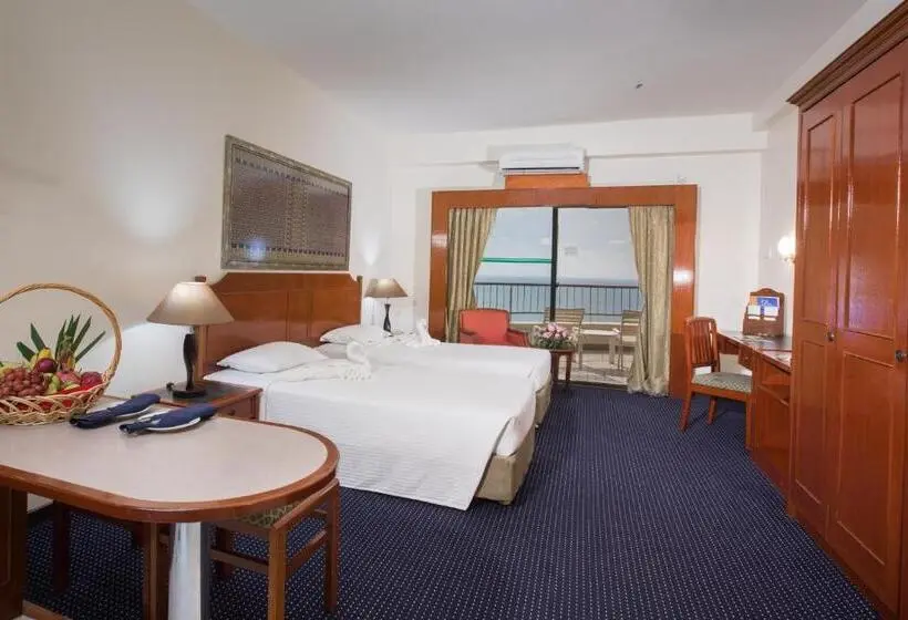 デラックススタジオ, Rainbow Paradise Beach Resort