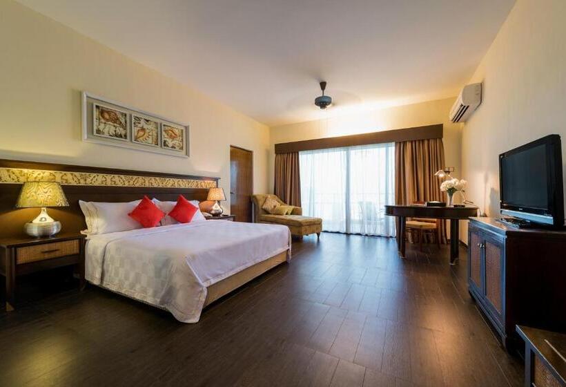 غرفة ديلوكس سرير كينج, Tok Aman Bali Beach Resort @ Beachfront