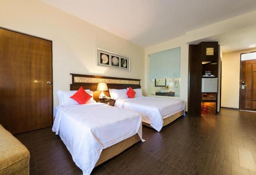 غرفة عائلية, Tok Aman Bali Beach Resort @ Beachfront