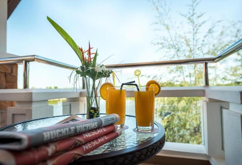 جناح مطل على البحيرة, Tok Aman Bali Beach Resort @ Beachfront