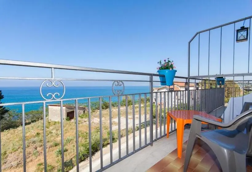 اتاق سوپریور با چشم‌انداز دریا, B&b A Mare