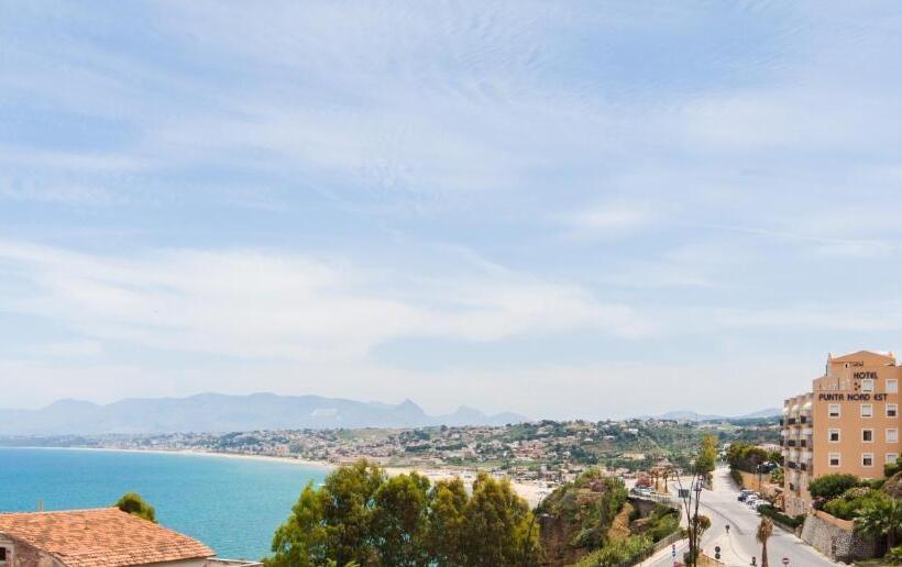 Triple Room Sea View, B&b A Mare