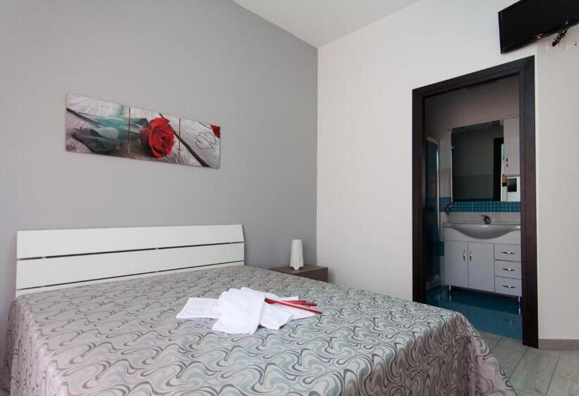 חדר סטנדרט עם מרפסת, B&b A Mare