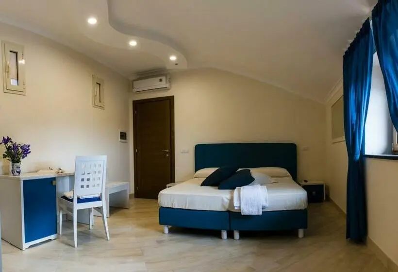 اتاق لوکس با چشم‌انداز دریا, B&b Back To Sorrento