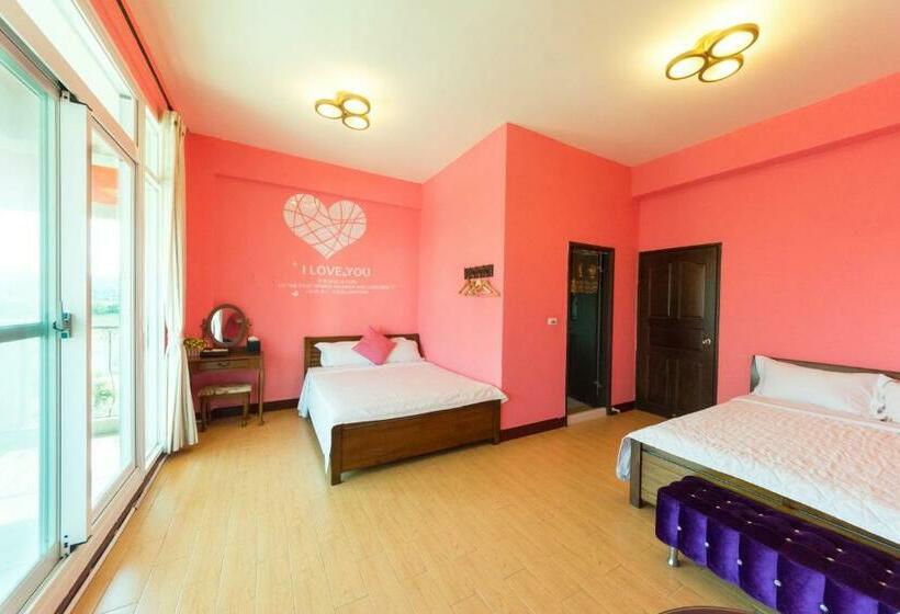 اتاق استاندارد چهار تخته, Kenting Bonjour Resort