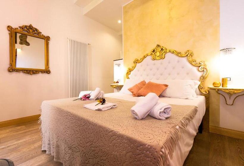 اتاق لوکس, Roma Charming Rooms