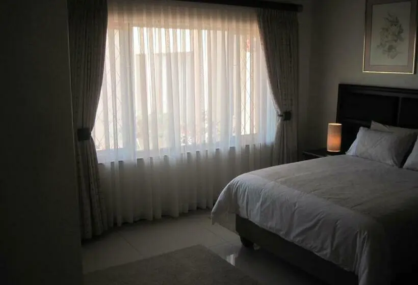 スタンダードルーム, Swallows Nest B&b