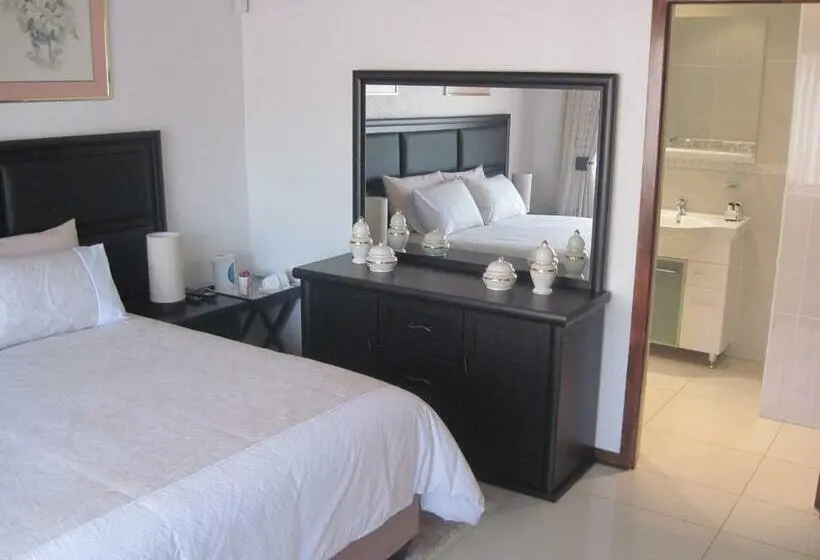 スタンダードルーム, Swallows Nest B&b