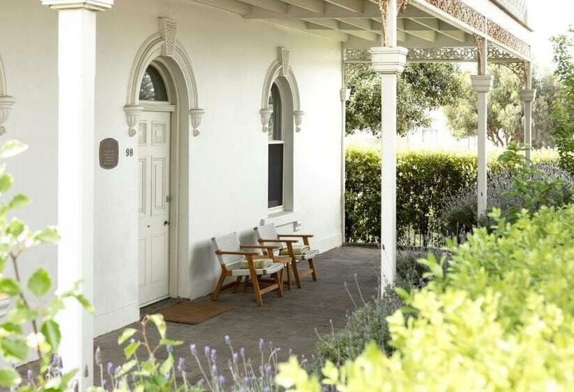 キングサイズベッドのスイートルーム, Drift House