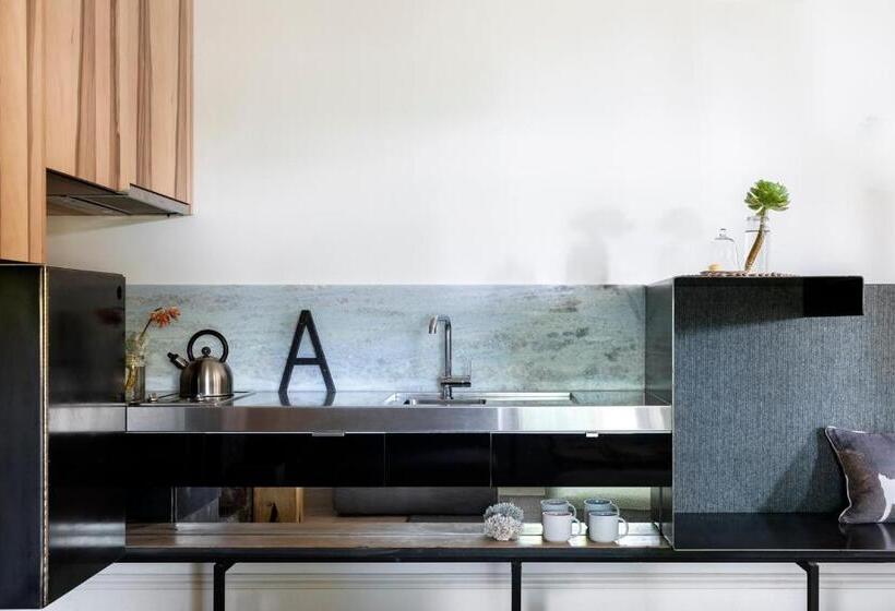 キングサイズベッドのスイートルーム, Drift House