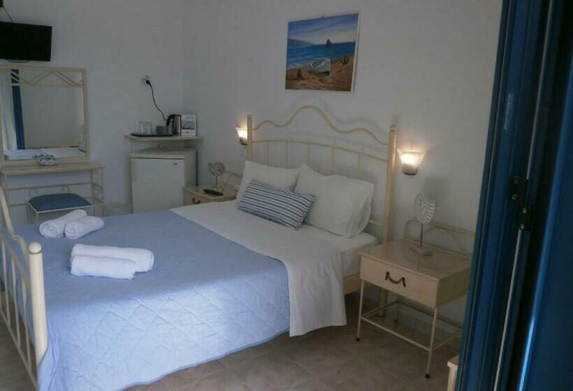 اتاق استاندارد با چشمانداز دریا, Flisvos