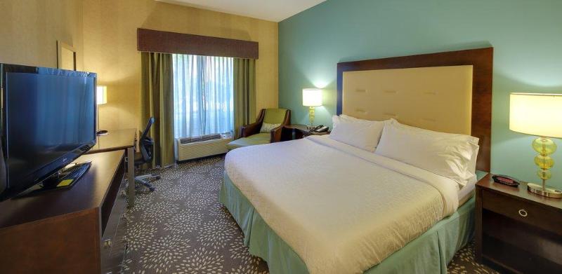 Люкс Кровать Кинг, Holiday Inn Express Troy, An Ihg