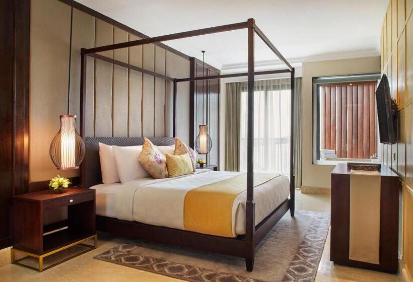 جناح, Jambuluwuk Oceano Seminyak