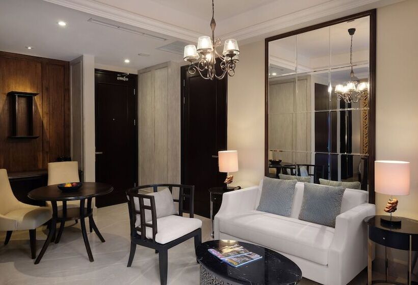 Номер Premium Вид на Бассейн, Jambuluwuk Oceano Seminyak