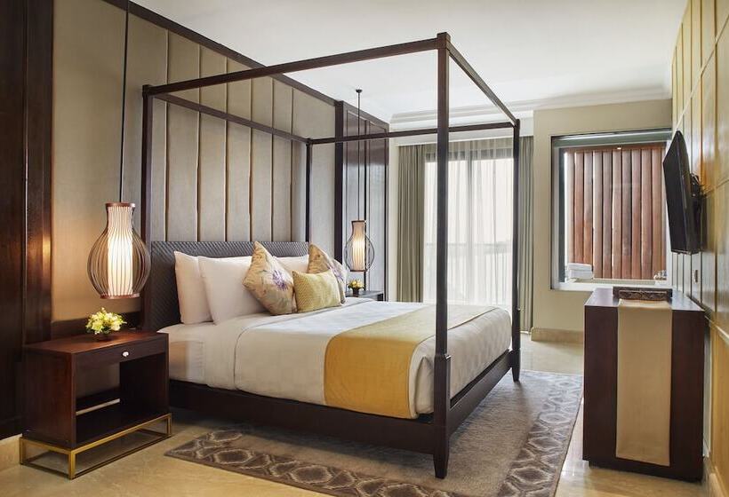 جناح, Jambuluwuk Oceano Seminyak