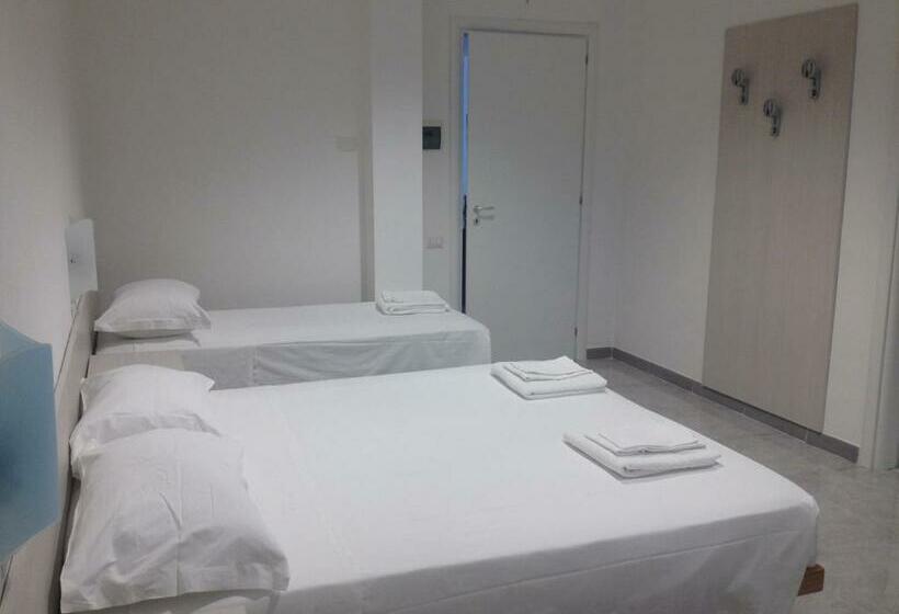 标准三人间, Residence Palomba