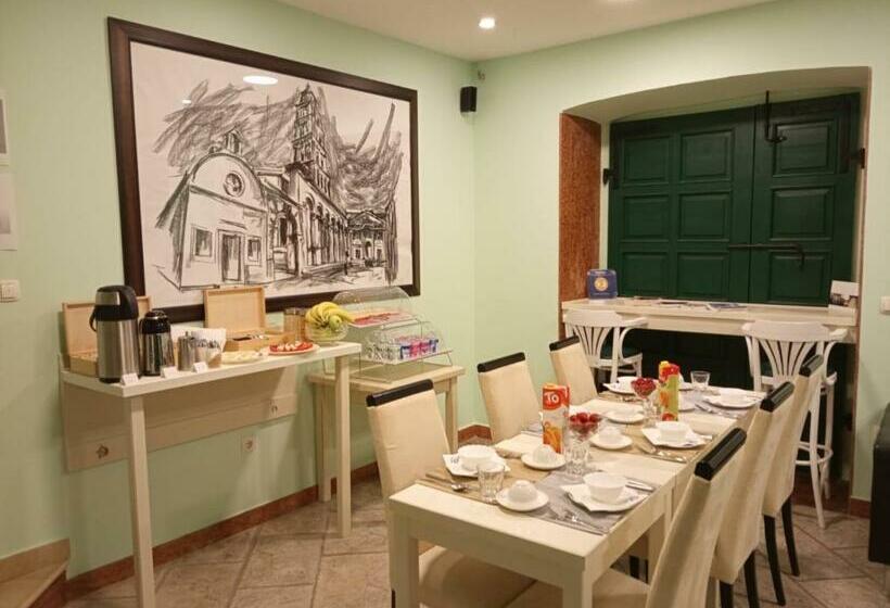 Номер Superior Вид на Город, Rooms Toni Palace