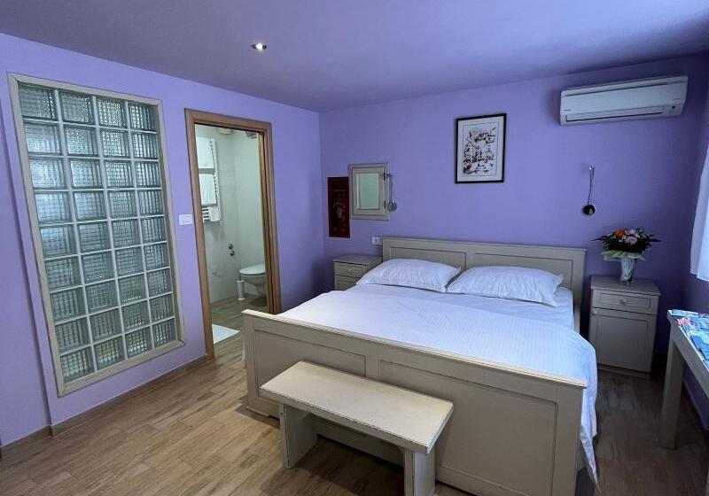 اتاق استاندارد, Rooms Toni Palace