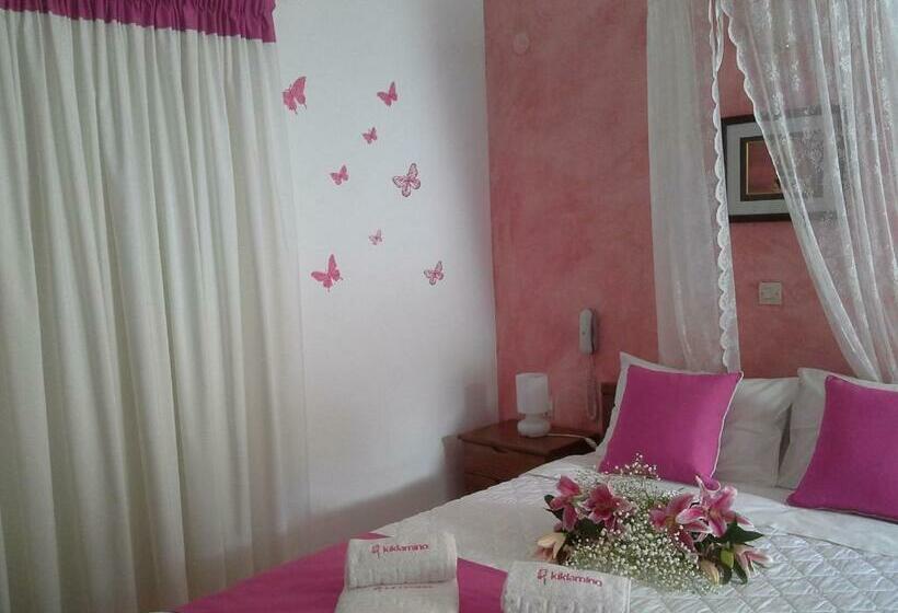 Standardzimmer mit Ausblick, Lotza Studios