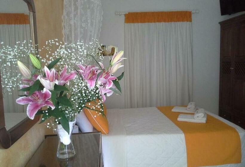 Standardzimmer mit Ausblick, Lotza Studios