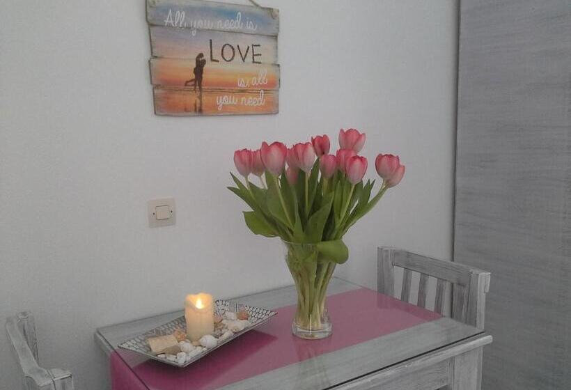 Standardzimmer mit Ausblick, Lotza Studios