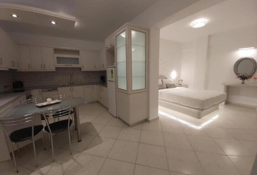 1 Schlafzimmer Deluxe Apartment, Lotza Studios