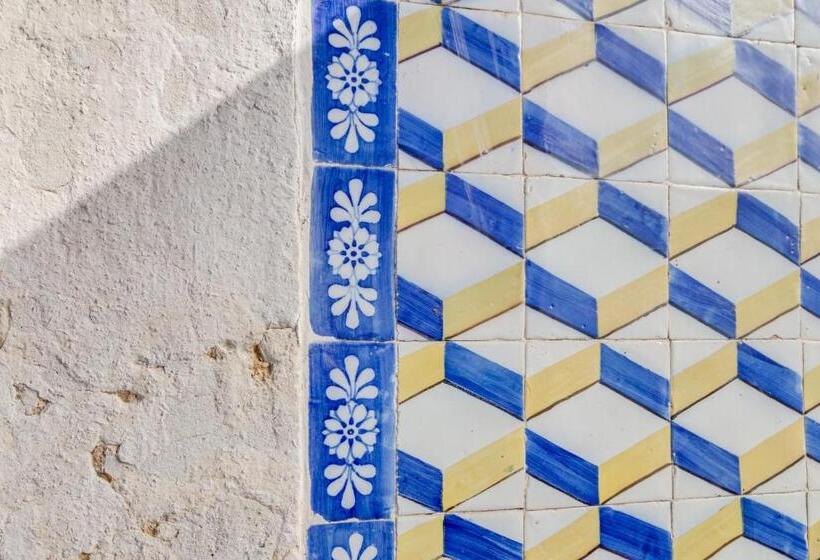 اتاق استاندارد با بالکن, Chiado 44