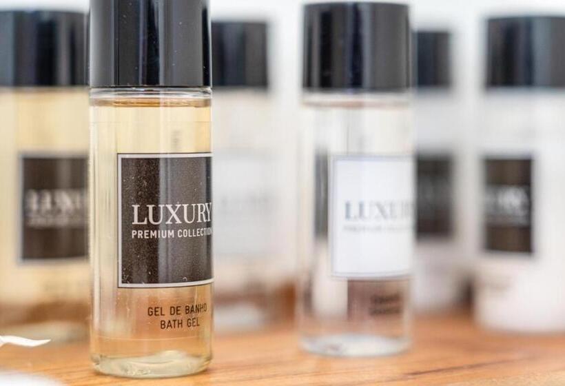 اتاق استاندارد, Chiado 44