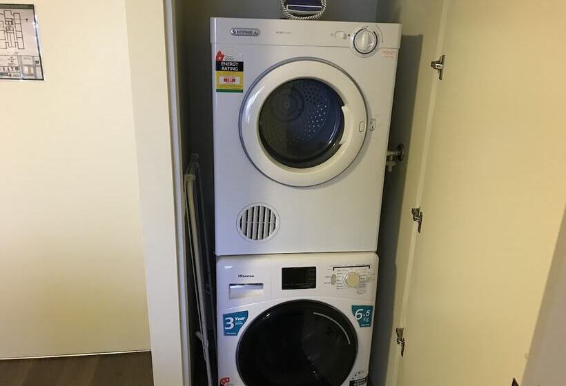 شقة ديلوكس غرفتين نوم, Winston Apartments