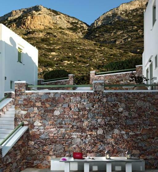 غرفة قياسية مطلّة علي الحديقة, Xerolithia