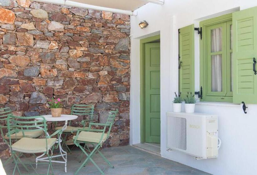 غرفة ديلوكس ثلاثية, Xerolithia