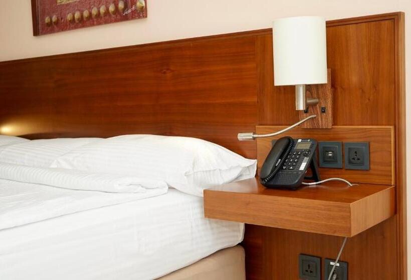 اتاق لوکس, Kyriad Hotel Salalah