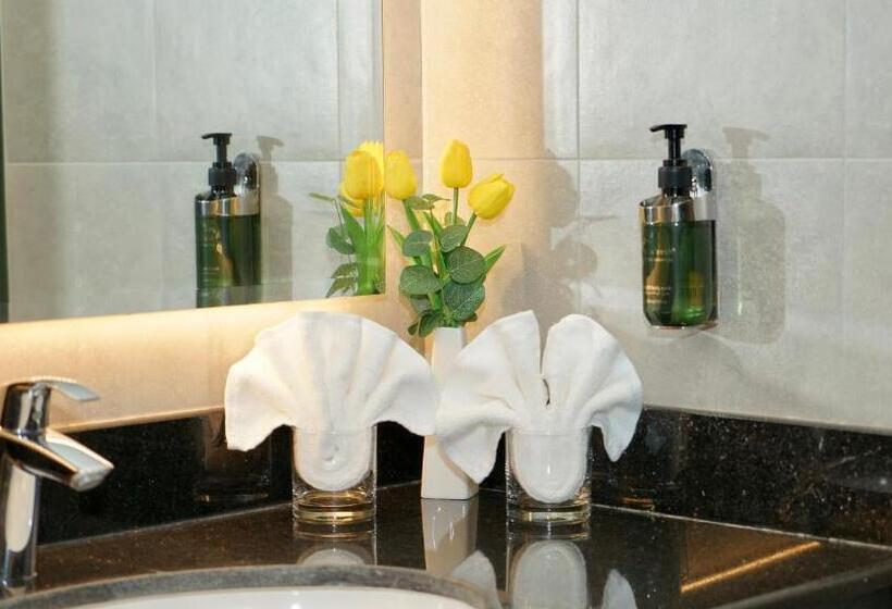 اتاق لوکس, Kyriad Hotel Salalah