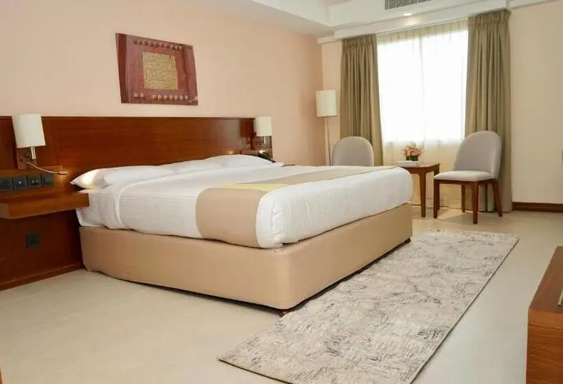 سوییت لوکس, Kyriad Hotel Salalah