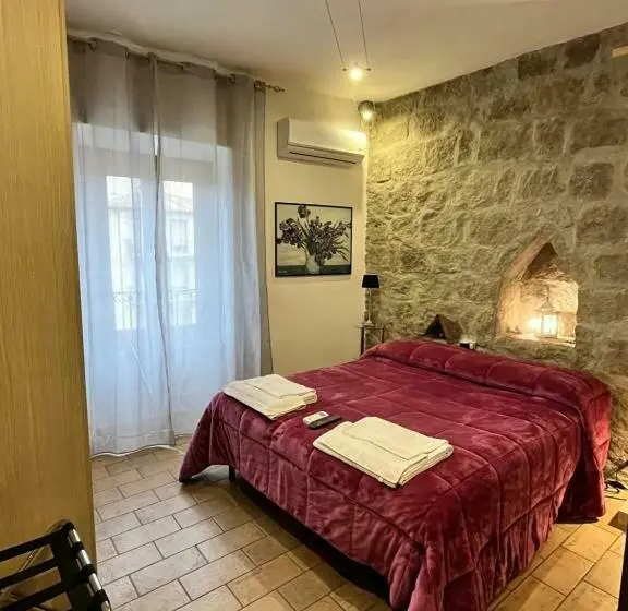 اتاق استاندارد, B&b Medieval House