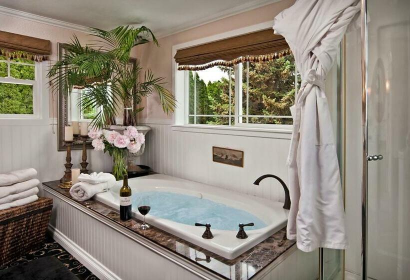 Люкс с гидромассажем, Cozy Rose Inn