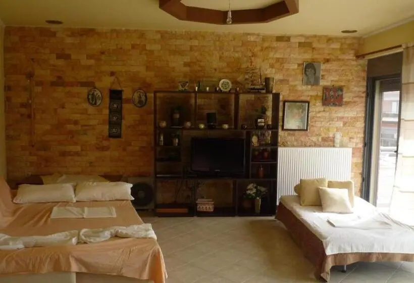 استودیوی استاندارد, Hostel Stylianos Kissamos