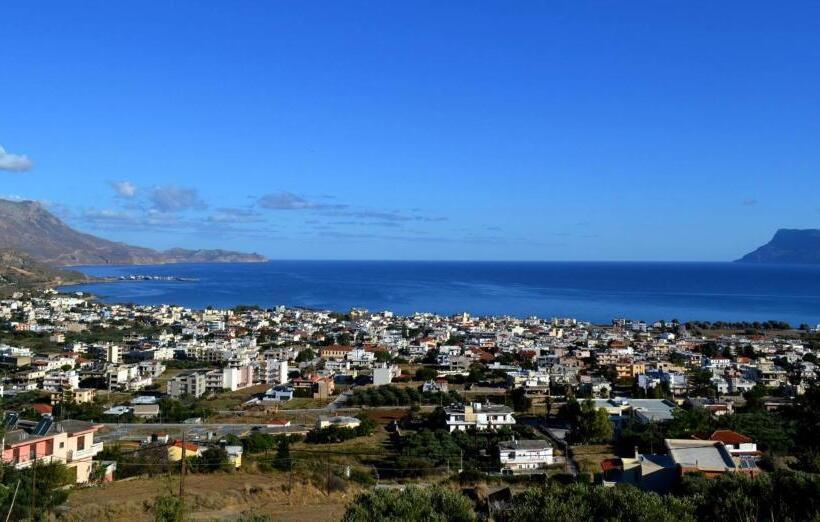 استودیوی استاندارد, Hostel Stylianos Kissamos