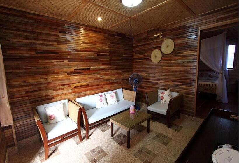 Семейный Номер, Baan Soontree Resort