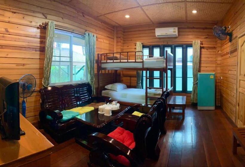 家庭洋房, Baan Soontree Resort