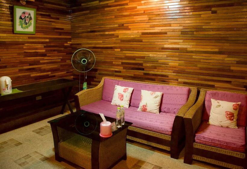 Семейный Номер, Baan Soontree Resort