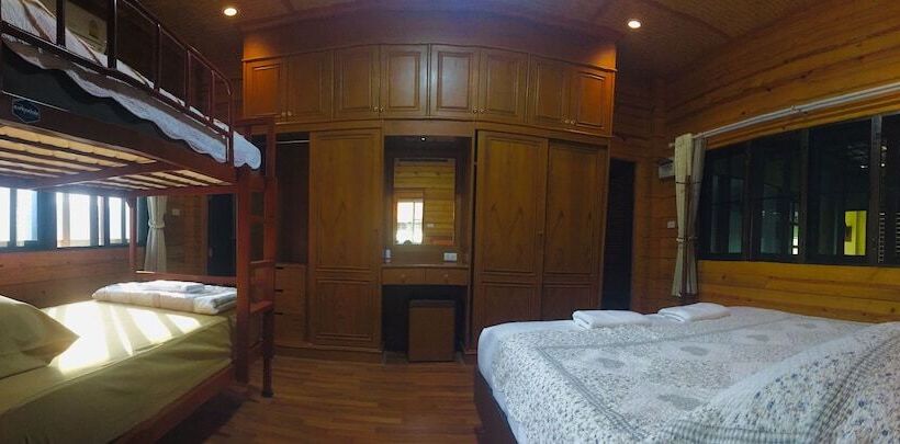 Семейное Бунгало, Baan Soontree Resort