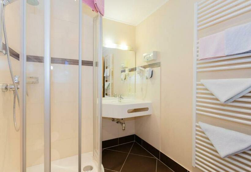 اتاق استاندارد, Landhotel Oberdanner