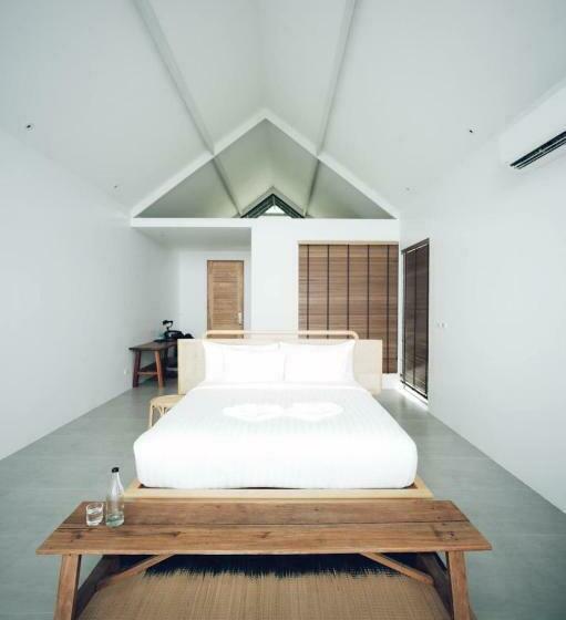 Egyszobás Villa, Little Moon Villa