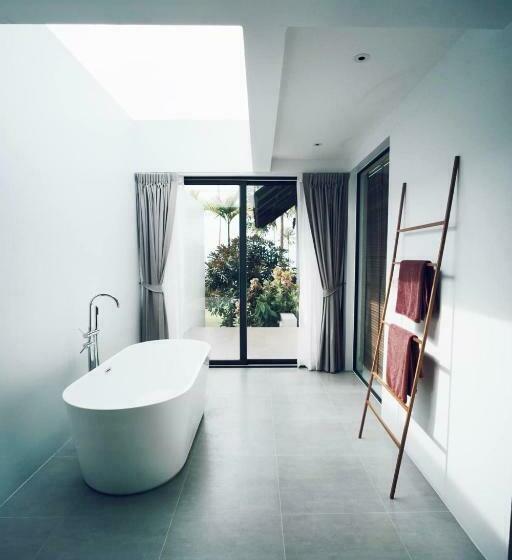 Egyszobás Villa, Little Moon Villa