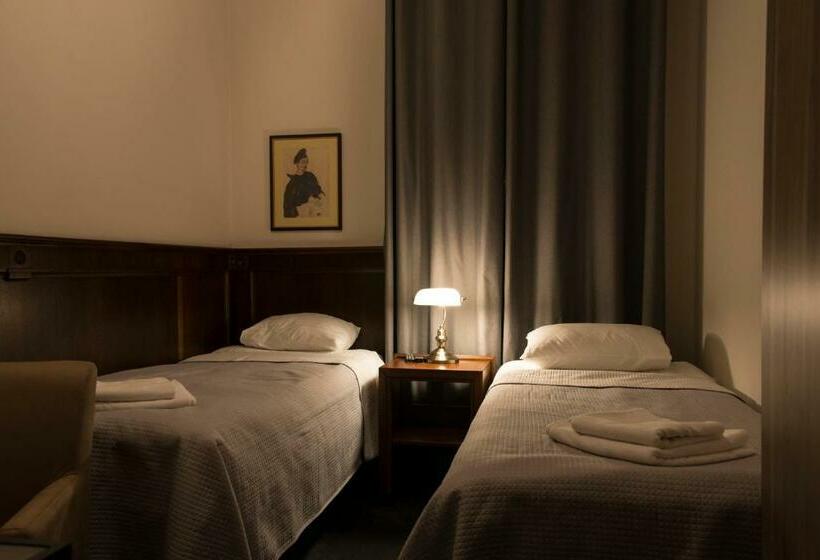 Pokój Basic, Retro B.a. Zientarski