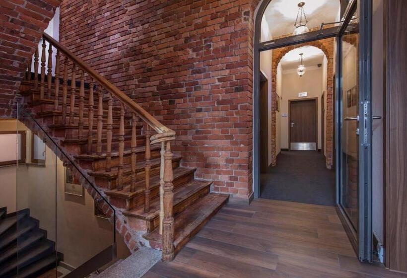 Pokój Standard Trzyosobowy, Retro B.a. Zientarski