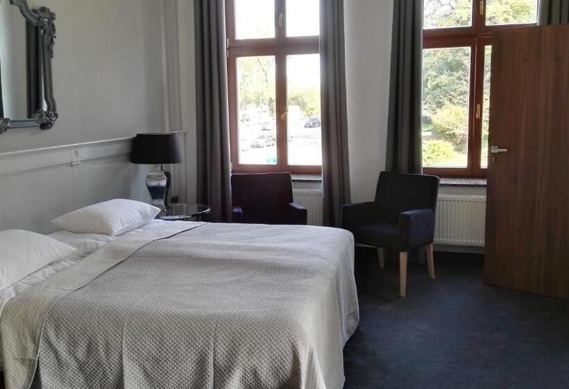 Apartament 2 Sypialnie, Retro B.a. Zientarski