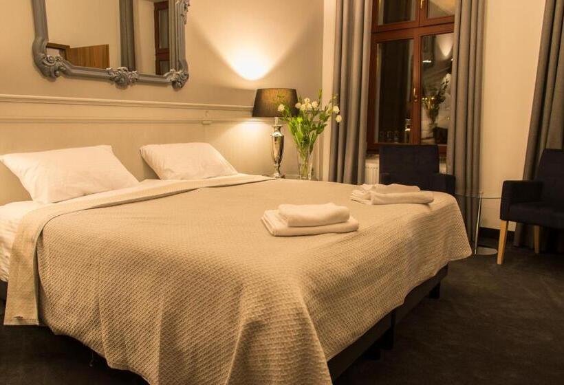 Apartament 2 Sypialnie, Retro B.a. Zientarski